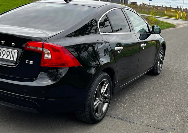 Volvo S60 cena 55000 przebieg: 88540, rok produkcji 2017 z Piła małe 137